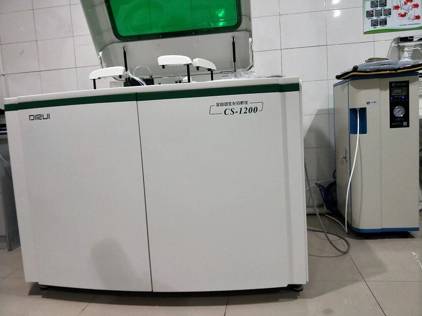 水思源檢驗科純水設(shè)備