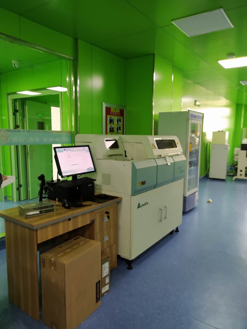 SSY-H-150L檢驗(yàn)科純水設(shè)備（安裝現(xiàn)場(chǎng)圖）