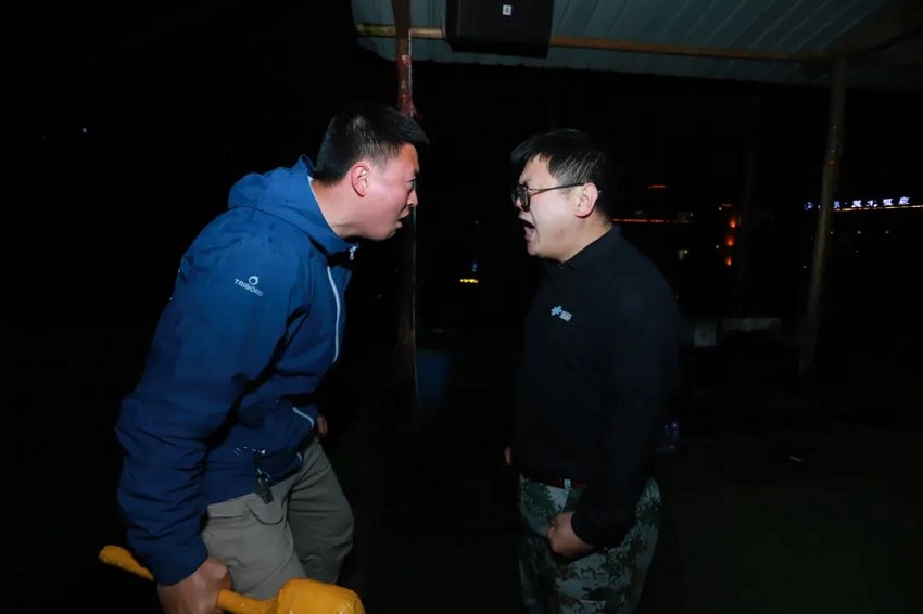 水思源——熔煉團(tuán)隊(duì)、拓展未來(lái)！